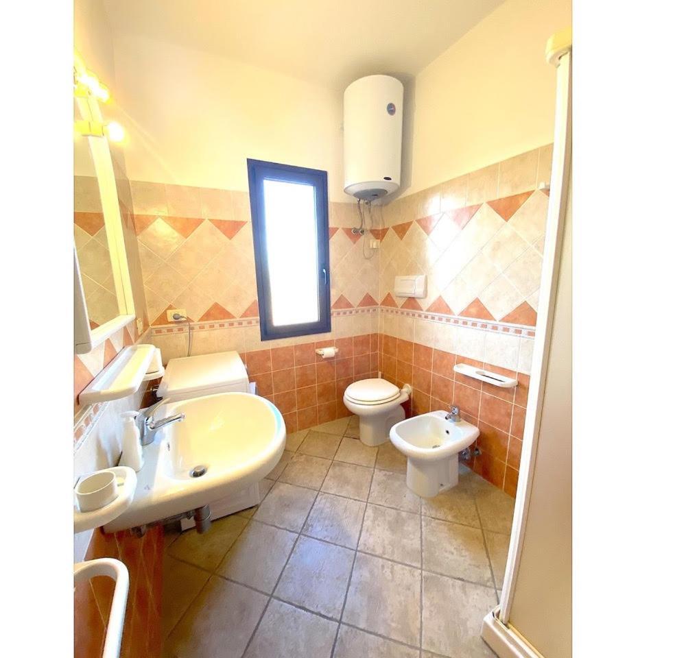 סאן תאודורו Residence Almusura מראה חיצוני תמונה