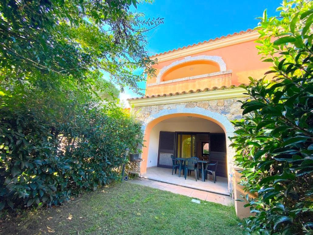 סאן תאודורו Residence Almusura מראה חיצוני תמונה