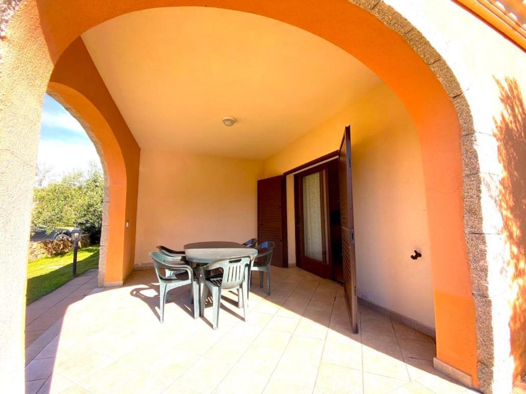 סאן תאודורו Residence Almusura מראה חיצוני תמונה