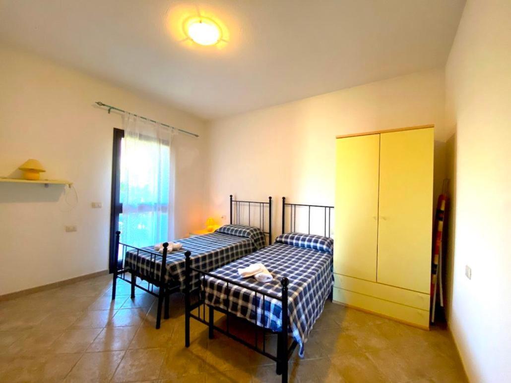 סאן תאודורו Residence Almusura מראה חיצוני תמונה