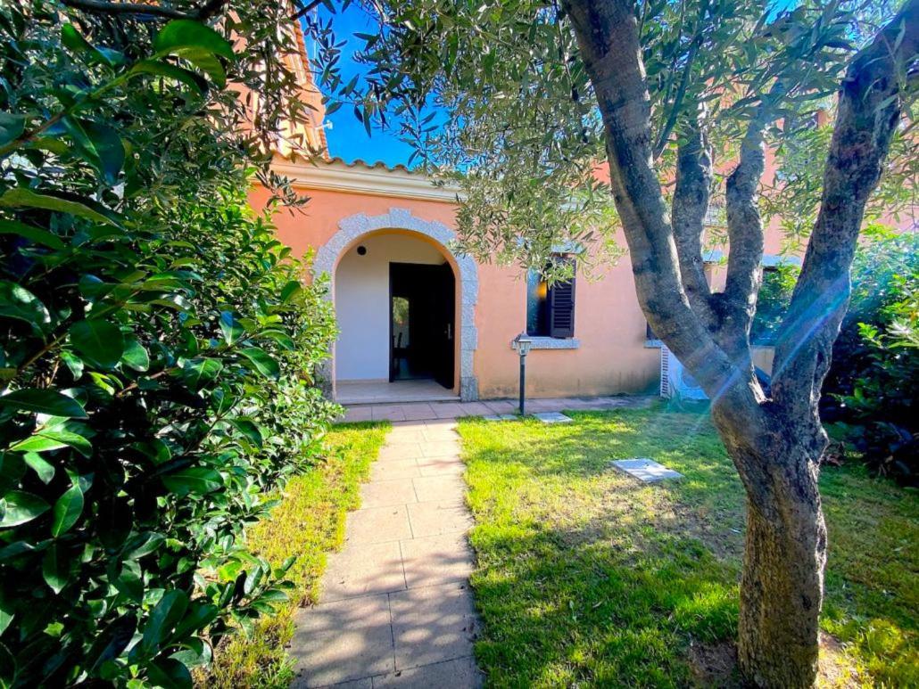 סאן תאודורו Residence Almusura מראה חיצוני תמונה