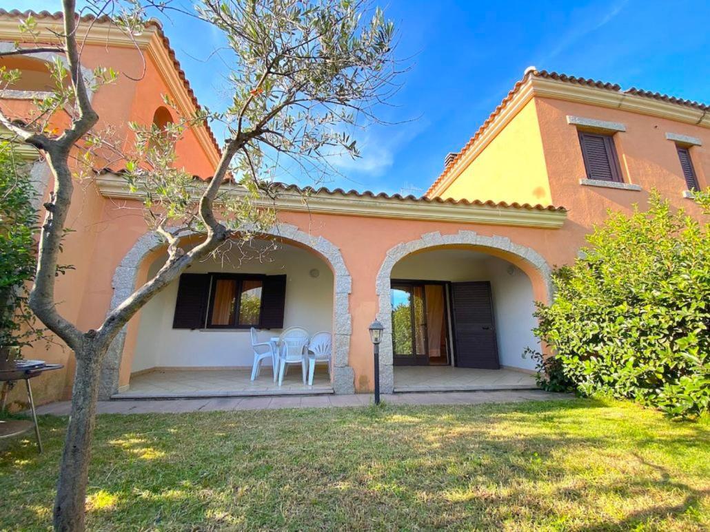 סאן תאודורו Residence Almusura מראה חיצוני תמונה